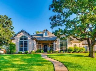 1812 Lakeridge Dr, Weatherford, TX 76087