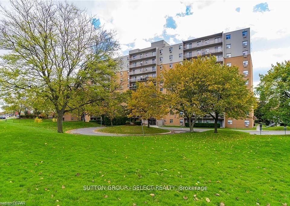 1st image of 931 Wonderland Rd S #709