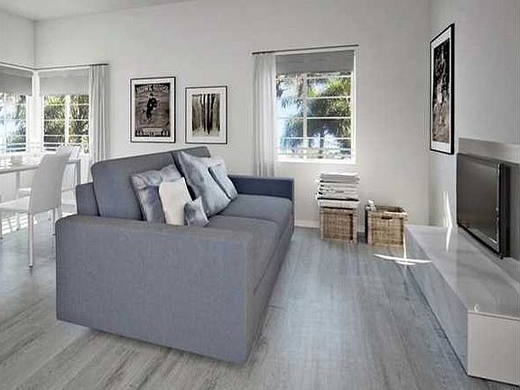 2nd image of 600 15th St APT 11