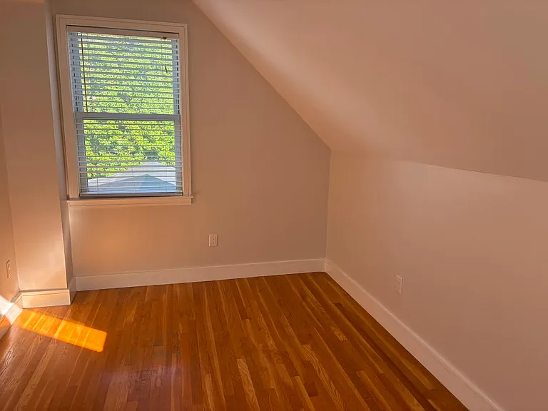 183 Elm St #2 — Photo 10