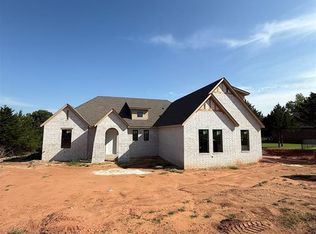 8124 Goldfinch Dr, Guthrie, OK 73044