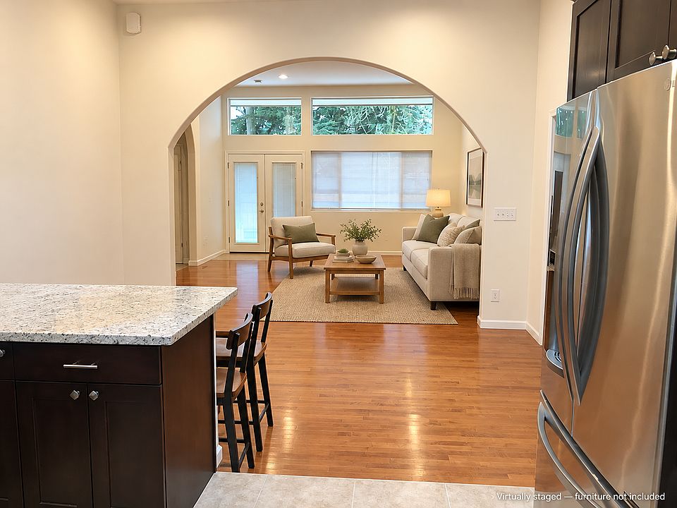 1st image of 1542 NE Northgate Way