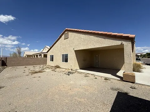 3 bed, 2.0 bath, $2,100 — Photo 4