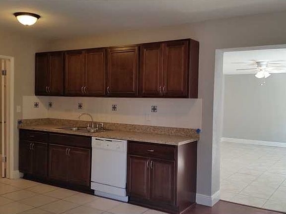 4th image of 4360 NW 59th St