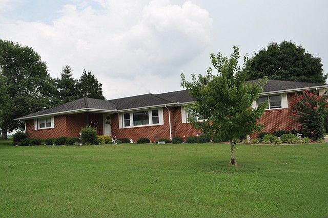 2nd image of 74 Greenview Dr