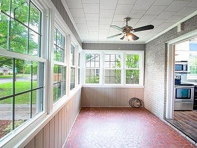 5th image of 3719 Park Rd