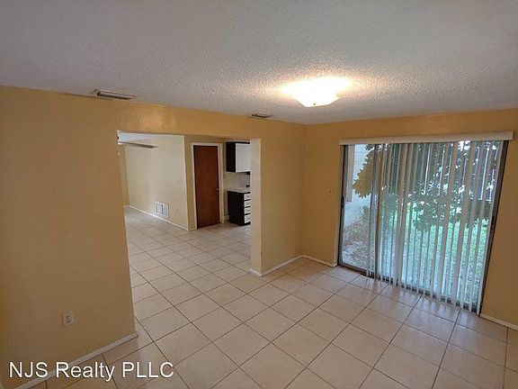 5th image of 7115 Brentwood Dr