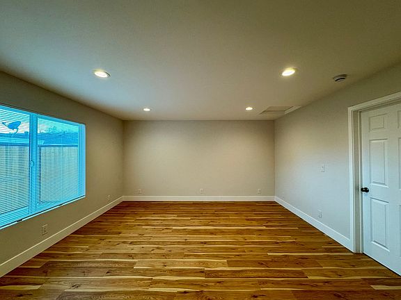 2nd image of 3961 Howard Ave #3969
