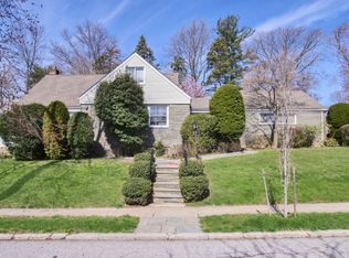 81 Lasalle Dr, Yonkers, NY 10710