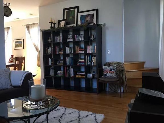 5th image of 1328 N Bosworth Ave #7