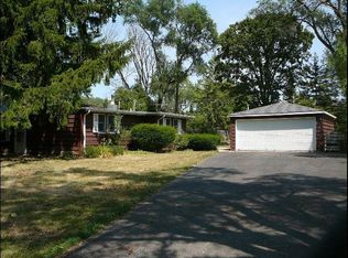 23947 N High Ridge Dr, Lake Zurich, IL 60047