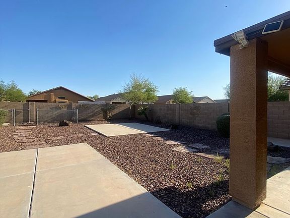 4th image of 40385 W Thornberry Ln