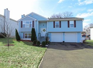 160 Arlington St, West Haven, CT 06516
