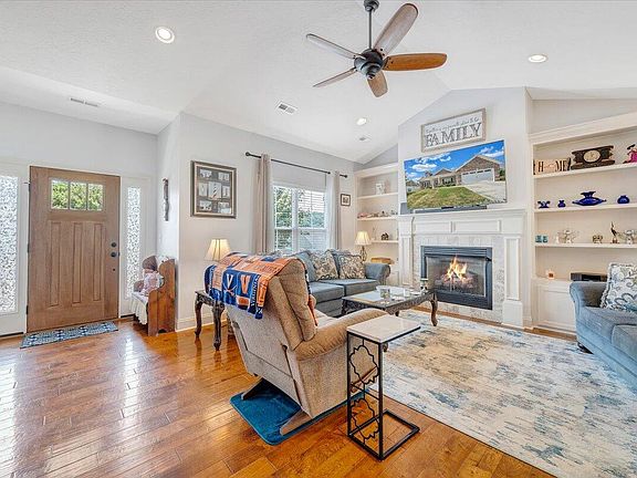 4th image of 218 Mountain Brook Dr NE