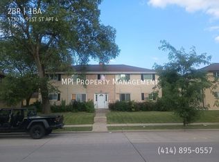 5730 N 91st St #4, Milwaukee, WI 53225