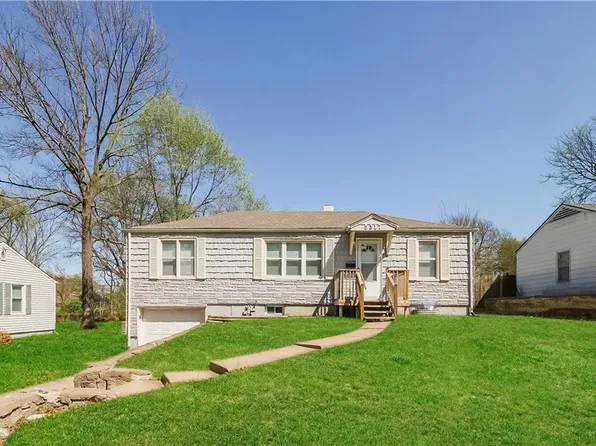 5317 Ralston Ave, Raytown, MO 64133