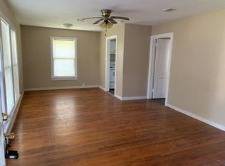 608 Winding Way, Lake Jackson, TX 77566