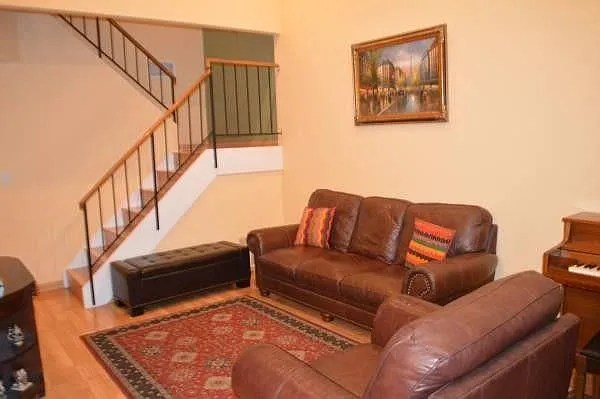 34315 Kenwood Dr — Photo 3