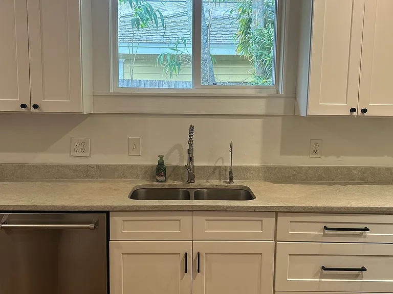 1089 Cherry St — Photo 17