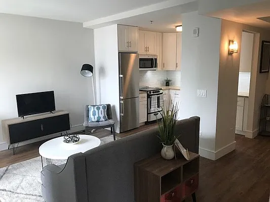 Rented by Ahead Quarters, LTD | media 33