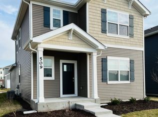 509 Oak Opening Dr, Stoughton, WI 53589