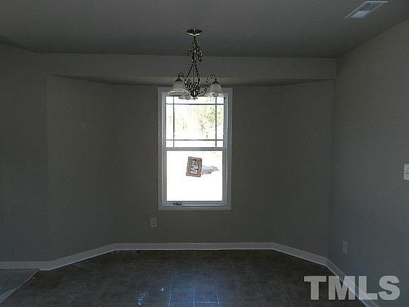 4th image of 282 Rocky Creek Ln