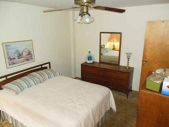 5th image of 14533 S Palmer Ave