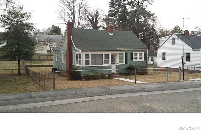 1st image of 902 Kensington Ave