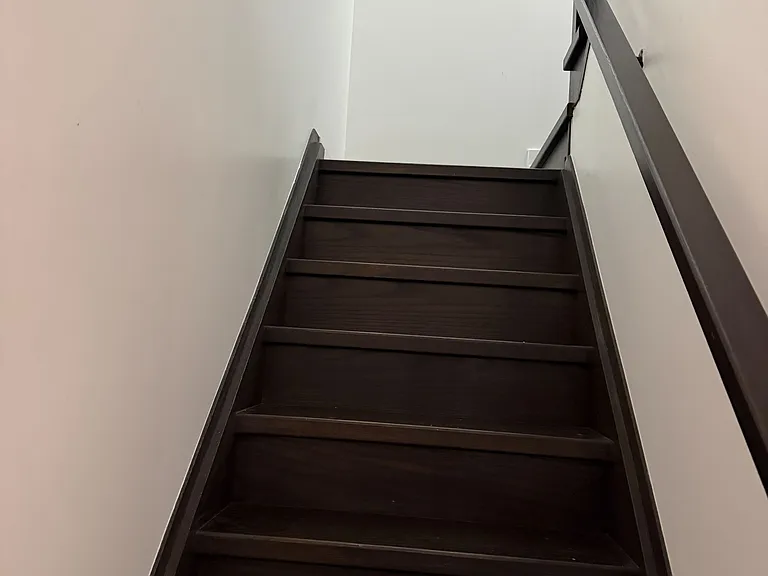20 Bruyeres Mews #Townhouse 03 — Photo 6