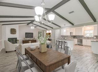 5218 Shady Oaks Ln, Friendswood, TX 77546