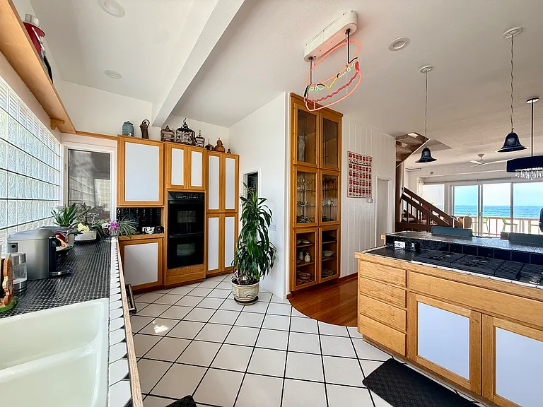 51A Surfside Ave — Photo 12