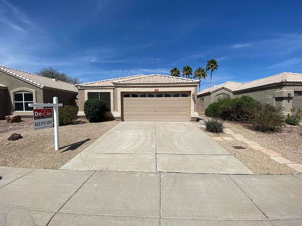 1st image of 4710 E Desert Wind Dr