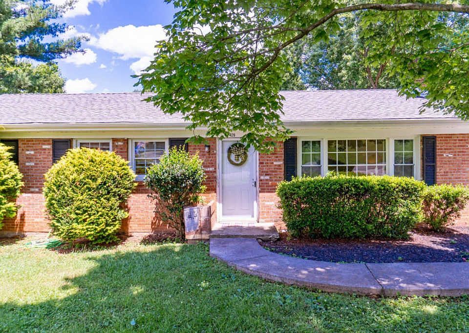 1st image of 628 Sherman Dr