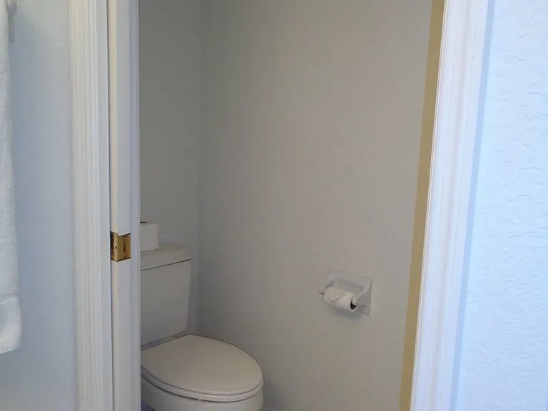 4430B Corso Venetia Blvd — Photo 23