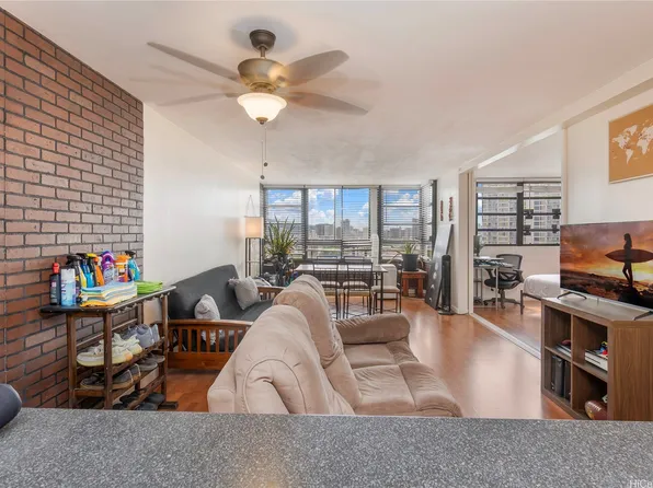 750 Kaheka St APT 1105, Honolulu, HI 96814