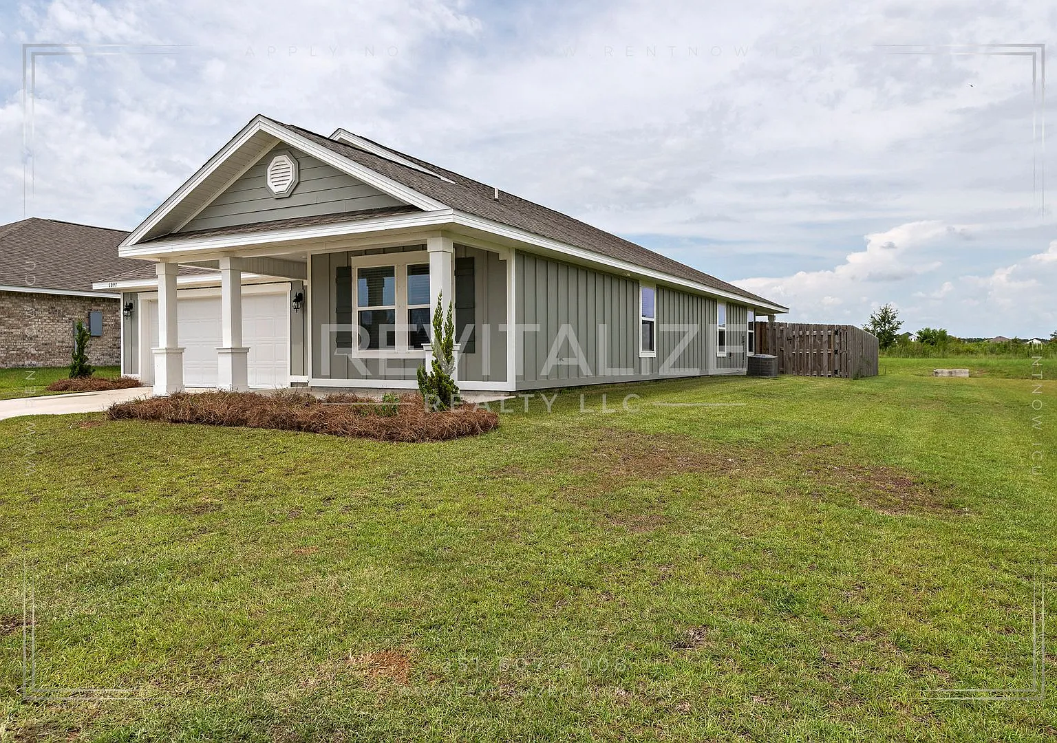 New Construction 5BR/3BA Rosewood at Arbor Walk — Photo 4