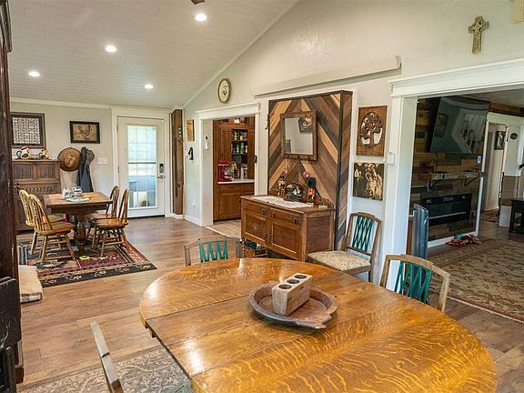 3rd image of 21388 N County Road 3200