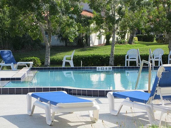2nd image of 3809 Lavista Cir APT 228