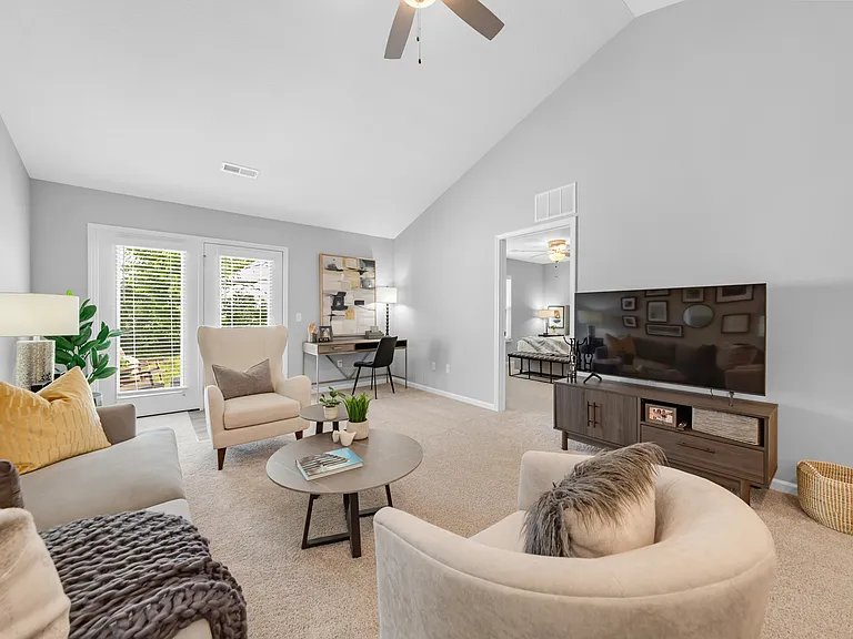 The Residences at James Place — Photo 6
