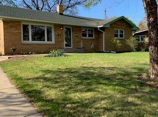 112 Brookdale Dr, South Milwaukee, WI 53172