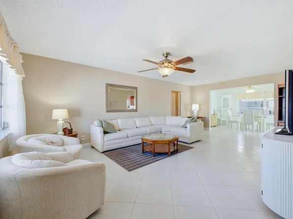 2020 SW 17th Avenue, Boynton Beach, FL 33426
