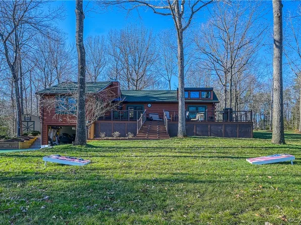 714 Tall Pines Dr, Mineral, VA 23117