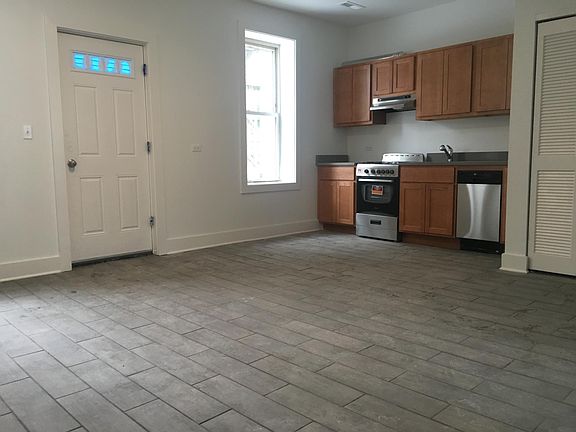 2nd image of 2226 W 18th Pl #1C