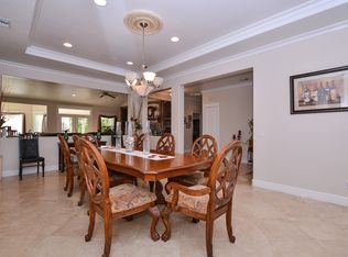 5655 Oak Tree Cir, Riverside, CA 92509