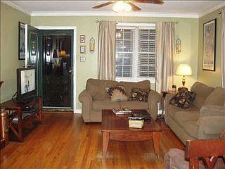 3rd image of 3252 Waynoka Ave