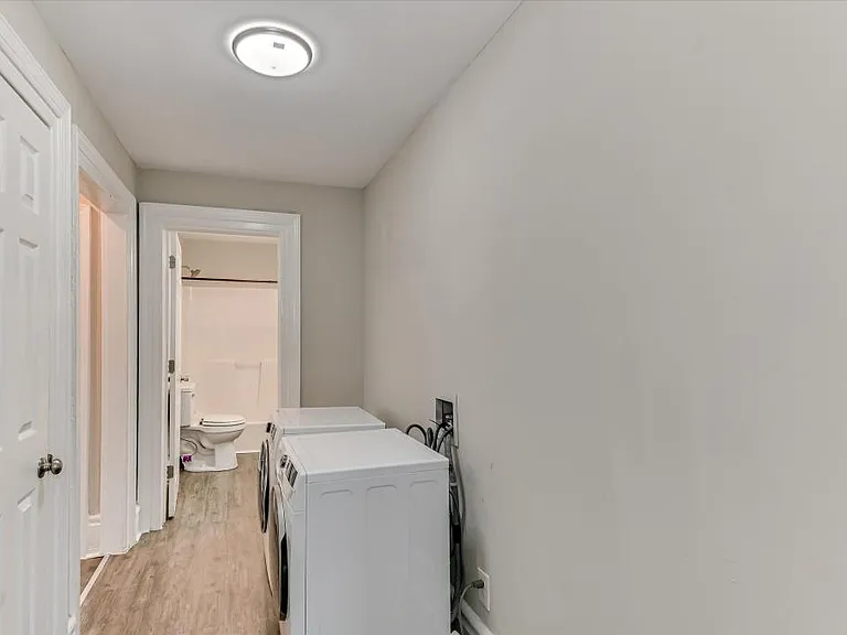 256 Walker St — Photo 18