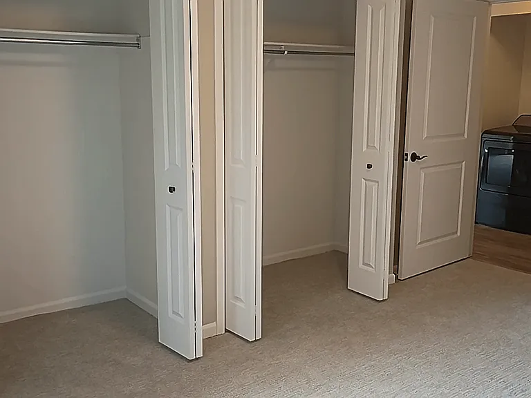 Prentiss Pointe Apartments — Photo 92