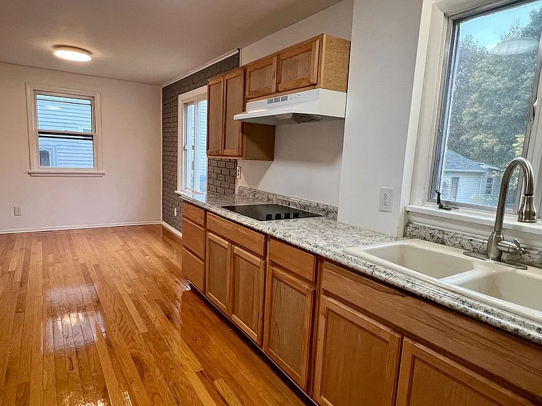 2450 Culver Rd — Photo 12