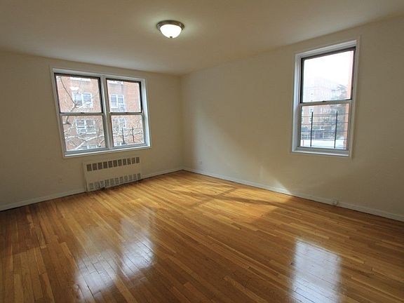 5th image of 10101 67th Dr APT 2K