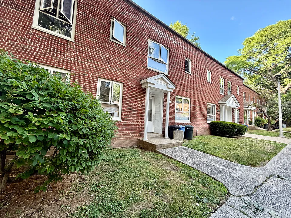 186th Ln